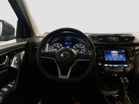 2020 Nissan Rogue Sport SV