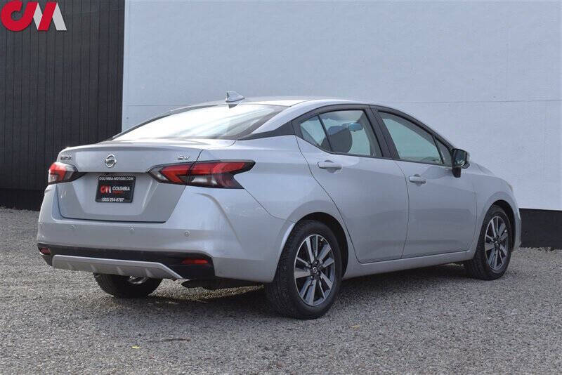 2020 Nissan Versa SV