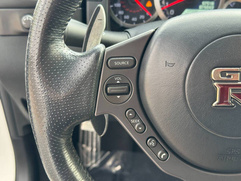 2014 Nissan GT-R Premium