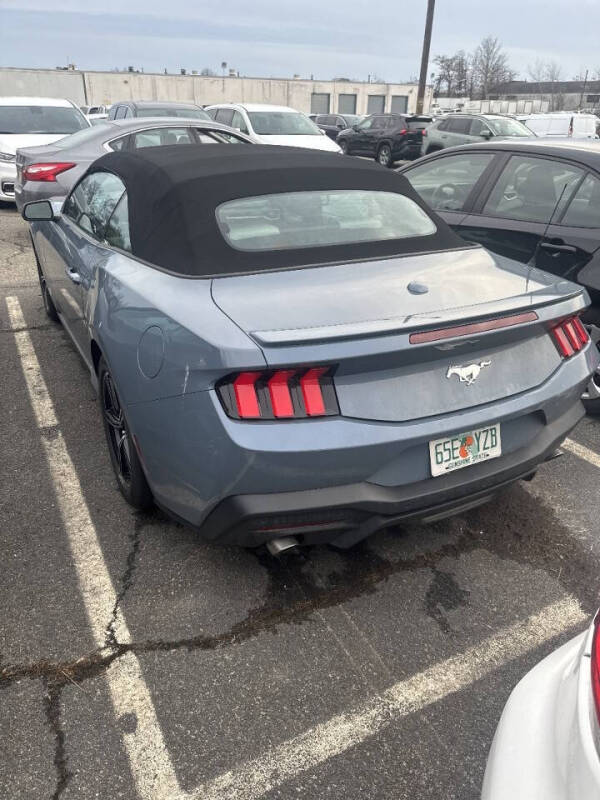 2025 Ford Mustang EcoBoost Premium
