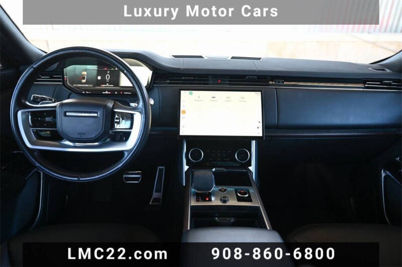 2023 Land Rover Range Rover P530 SE