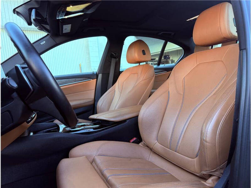 2017 BMW 5 Series 530i