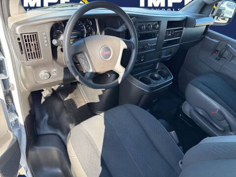 2023 GMC Savana 2500
