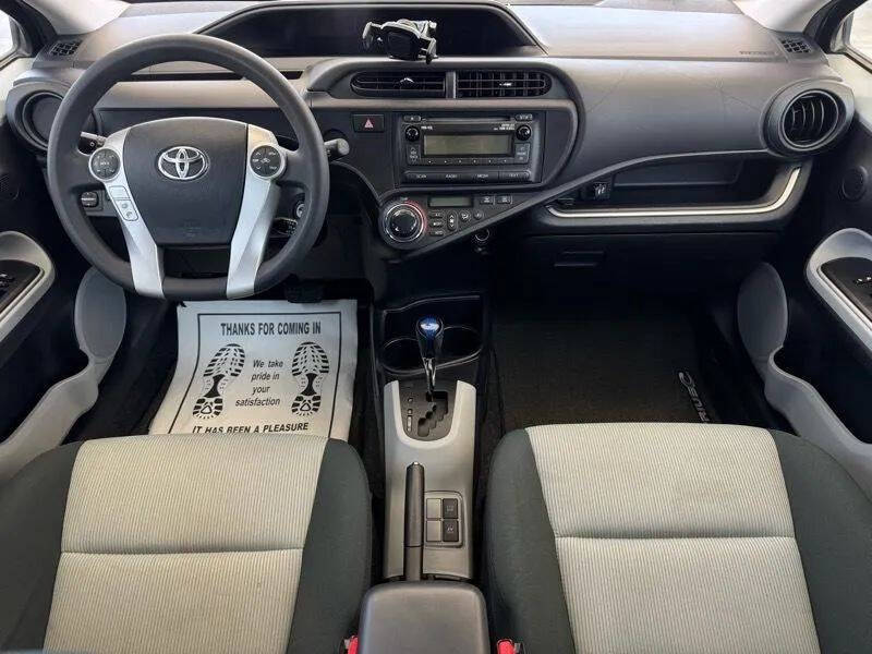 2014 Toyota Prius c