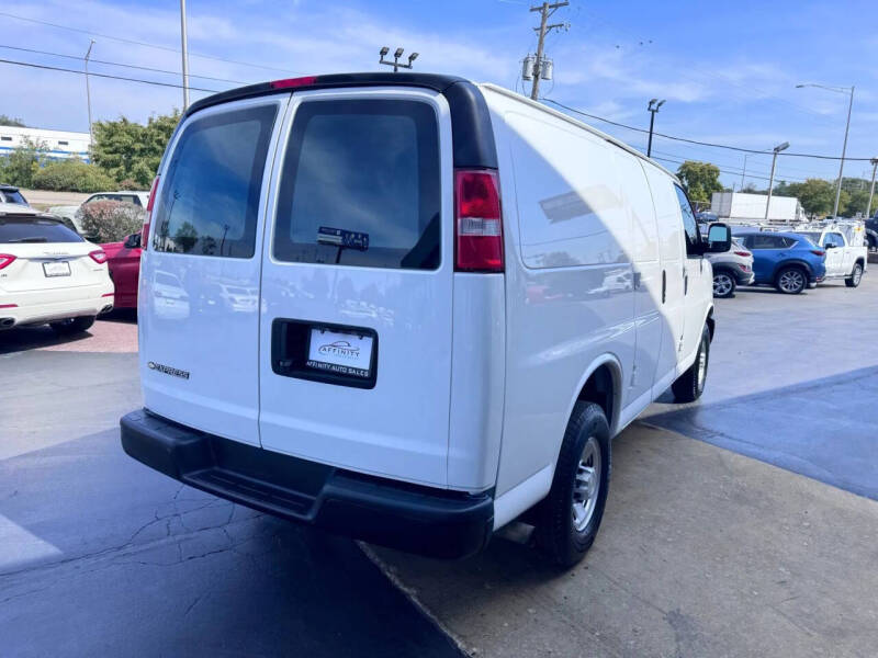 2019 Chevrolet Express 2500