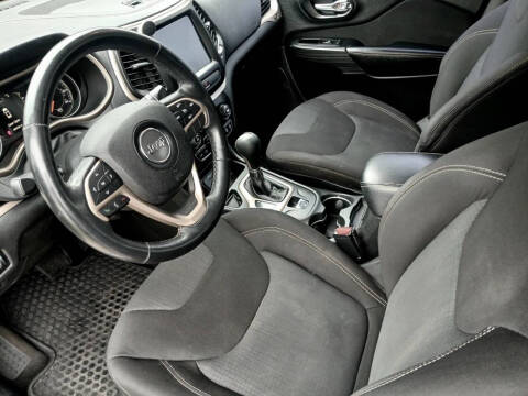 2017 Jeep Cherokee Latitude