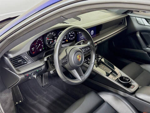 2022 Porsche 911 Carrera 4 GTS