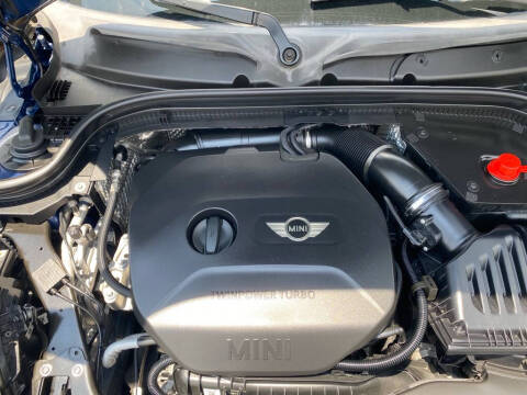 2016 MINI Hardtop 4 Door Cooper