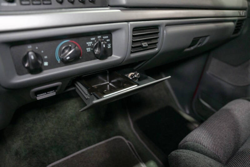 1993 Ford F-150 SVT Lightning