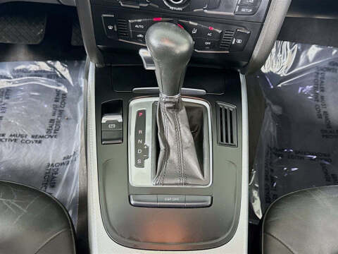 2010 Audi A4 2.0T quattro Premium