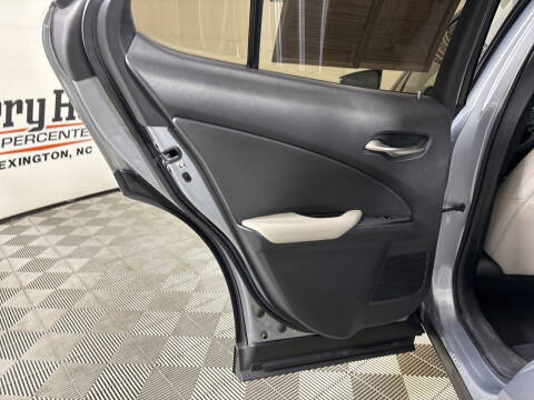 2023 Lexus UX 250h Premium