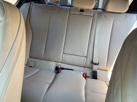 2017 BMW 3 Series 330i