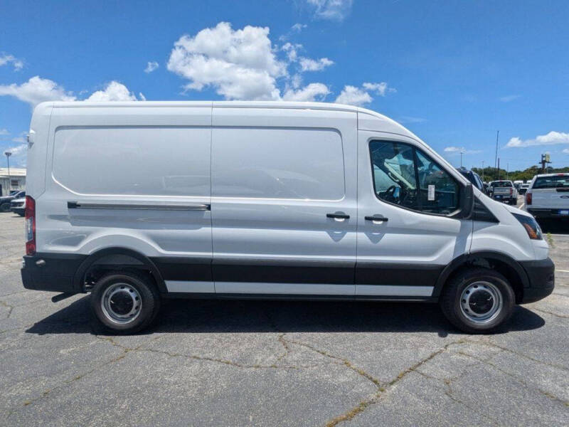 2025 Ford Transit 250
