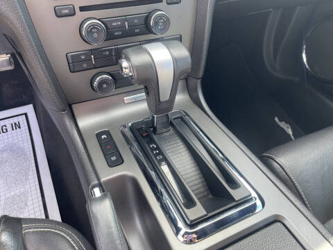 2010 Ford Mustang V6 Premium