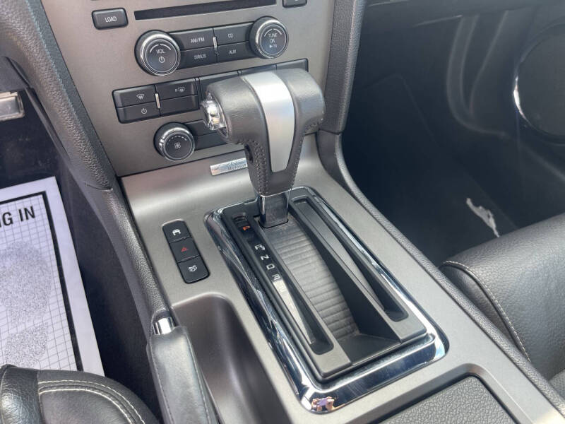 2010 Ford Mustang V6 Premium