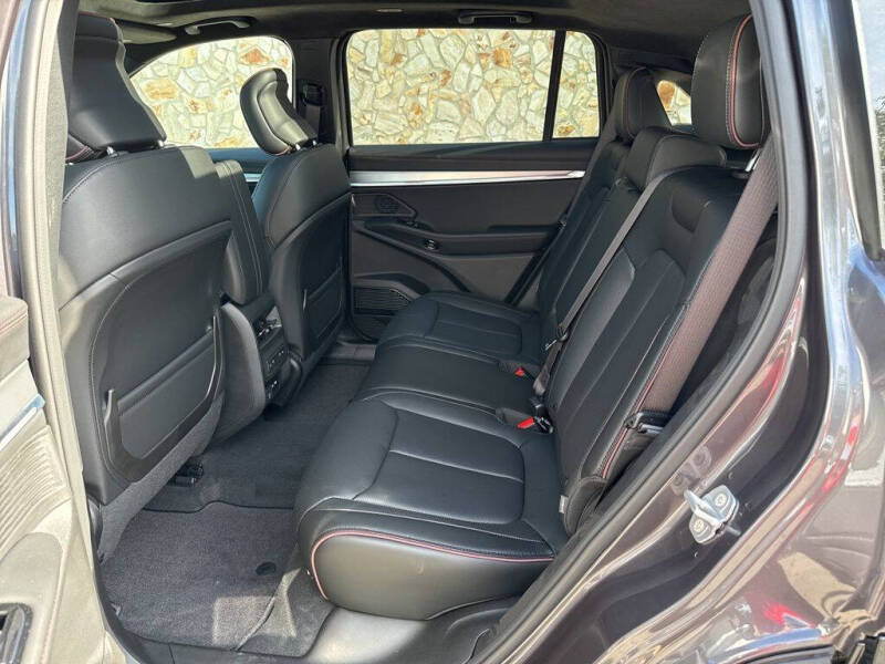 2025 Jeep Wagoneer S Launch Edition