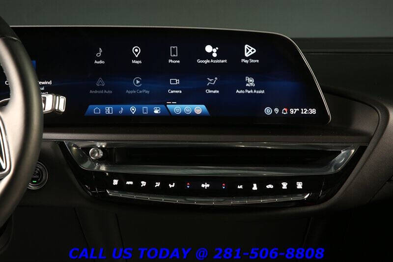 2024 Cadillac LYRIQ Tech