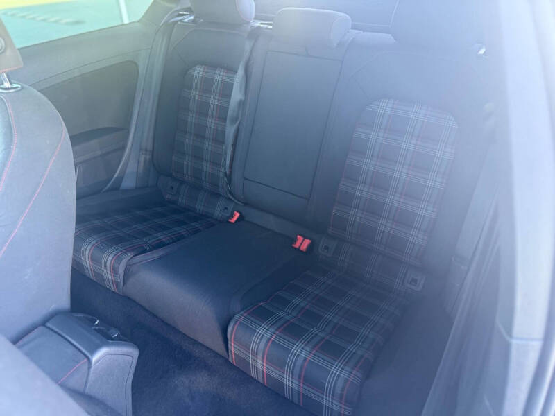 2015 Volkswagen Golf GTI S