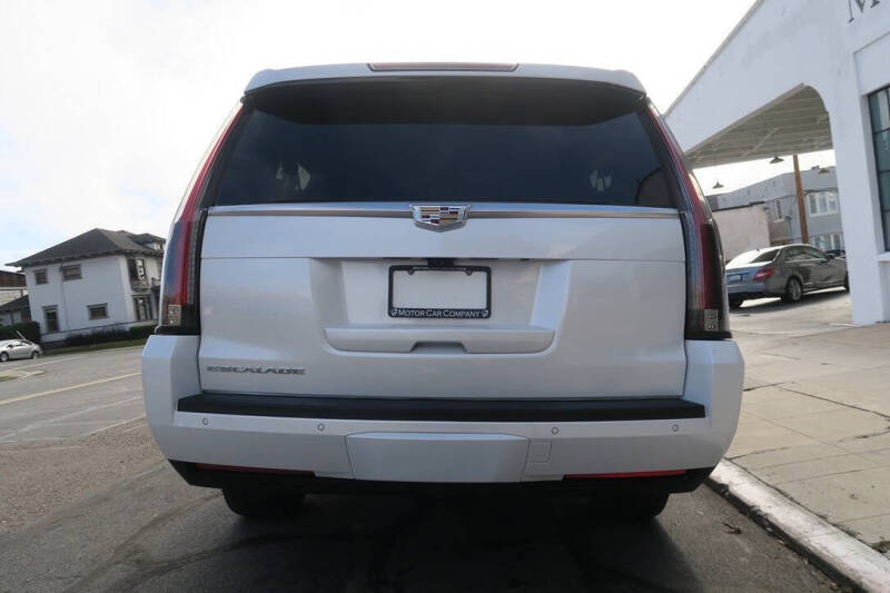 2017 Cadillac Escalade ESV Platinum