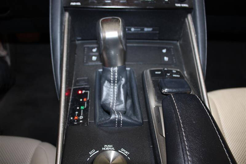 2018 Lexus IS 300