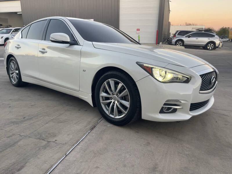 2015 Infiniti Q50 Premium