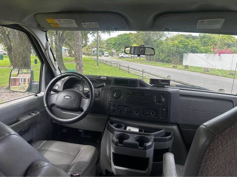 2014 Ford E-Series