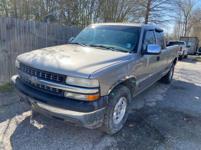 2002 Chevrolet Silverado 1500 for sale at Sartins Auto Sales in Dyersburg TN