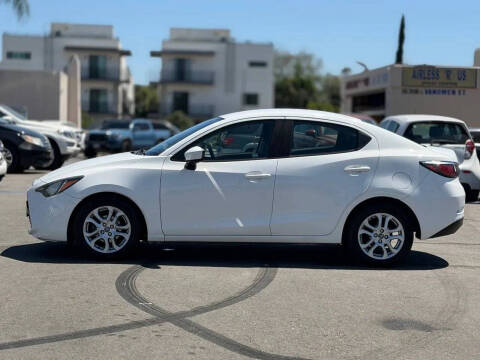 2017 Toyota Yaris iA