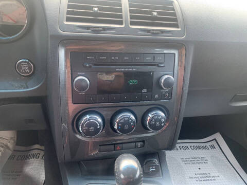 2013 Dodge Challenger SXT Plus