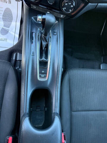 2017 Honda HR-V LX