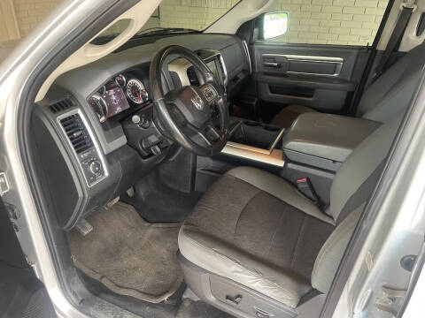 2015 RAM 1500 SLT