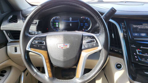 2018 Cadillac Escalade Luxury