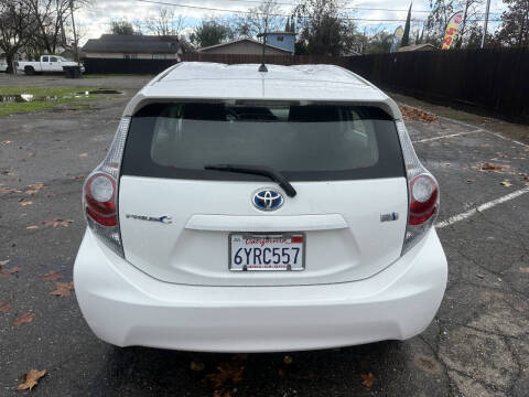 2012 Toyota Prius c