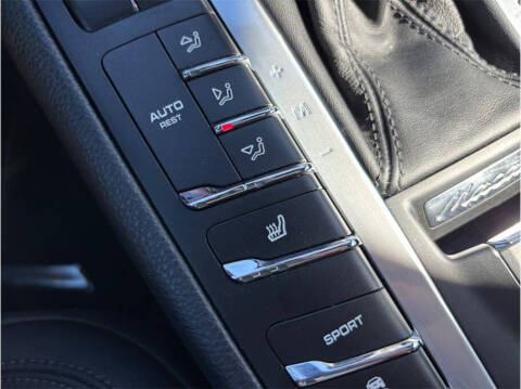 2020 Porsche Macan