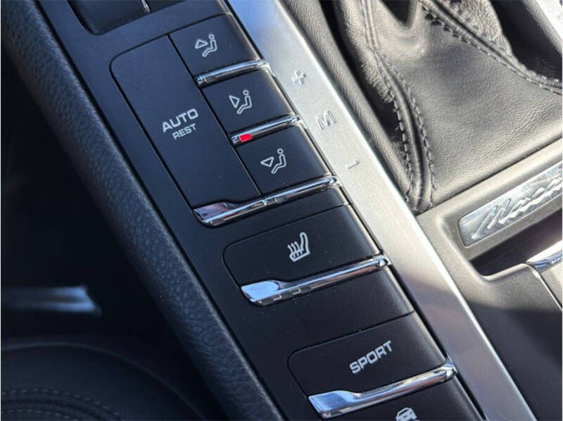 2020 Porsche Macan