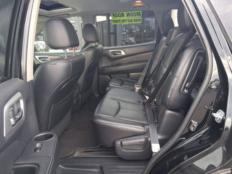 2018 Nissan Pathfinder Platinum