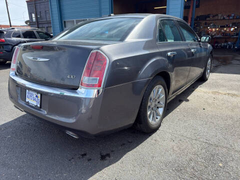 2014 Chrysler 300