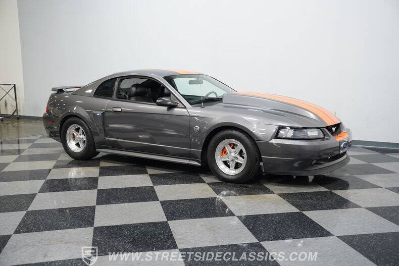 2004 Ford Mustang GT Deluxe