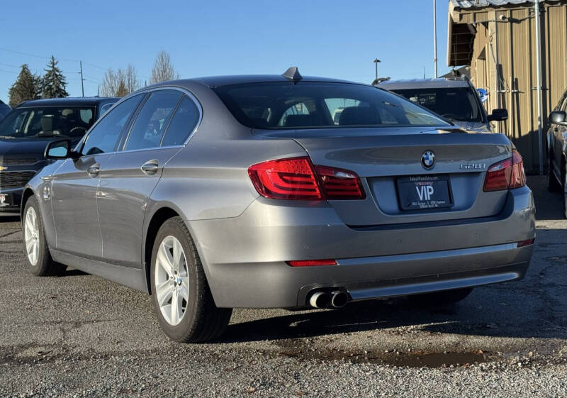 2013 BMW 5 Series 528i