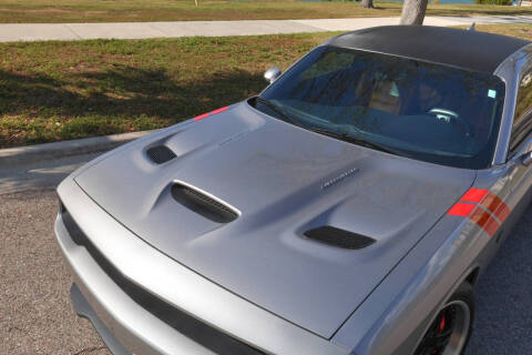 2015 Dodge Challenger SRT Hellcat