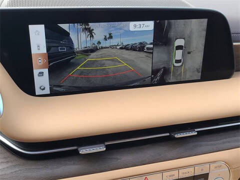 2025 Genesis G90 3.5T e-Supercharger