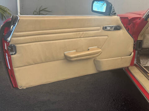 1989 Mercedes-Benz 560-Class 560 SL