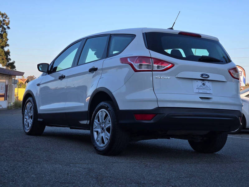 2015 Ford Escape S