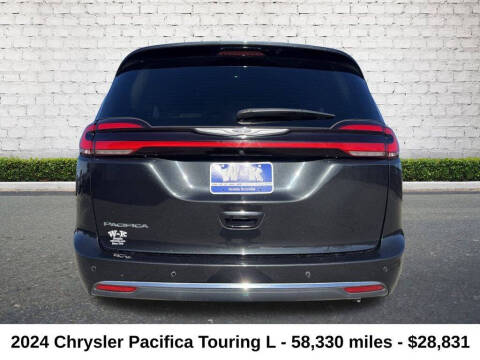 2024 Chrysler Pacifica Touring L