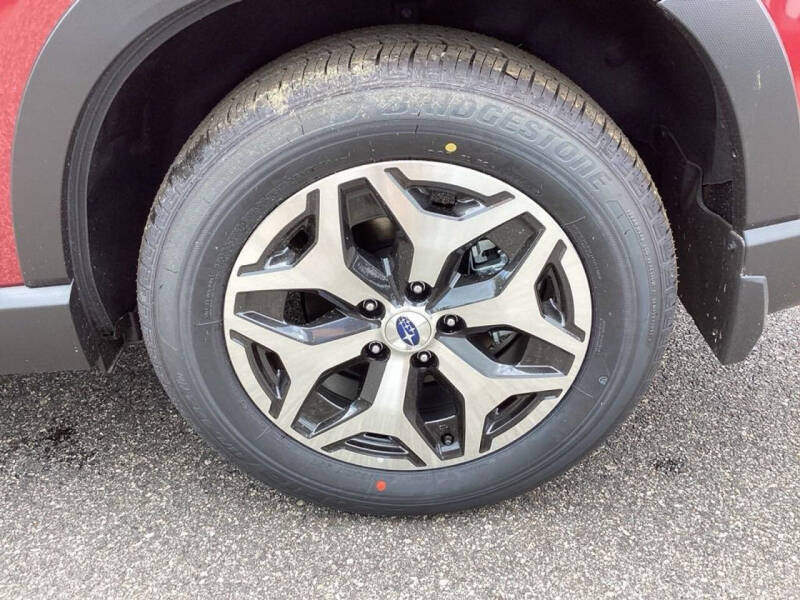 2024 Subaru Forester Premium