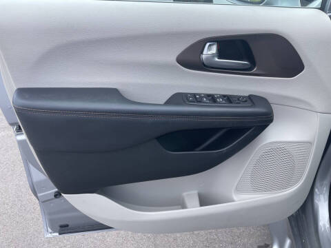 2018 Chrysler Pacifica Touring L