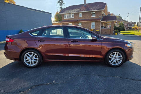 2016 Ford Fusion SE