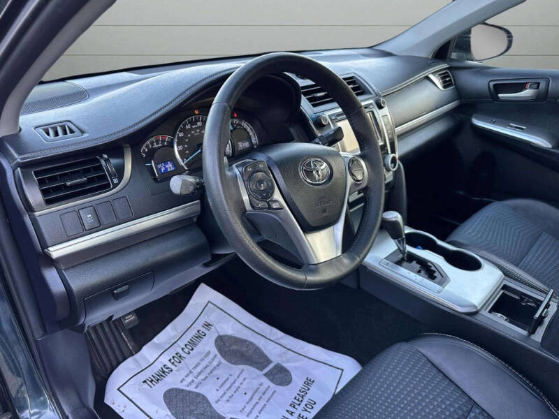 2012 Toyota Camry SE