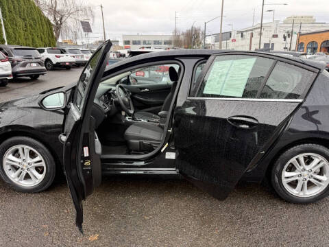 2017 Chevrolet Cruze LT Auto