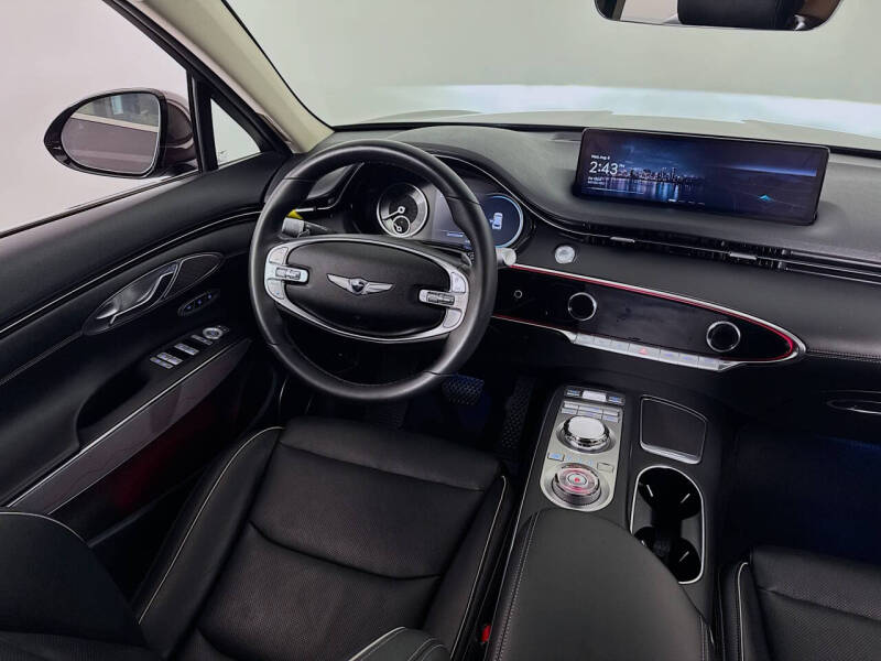 2022 Genesis GV70 2.5T Standard